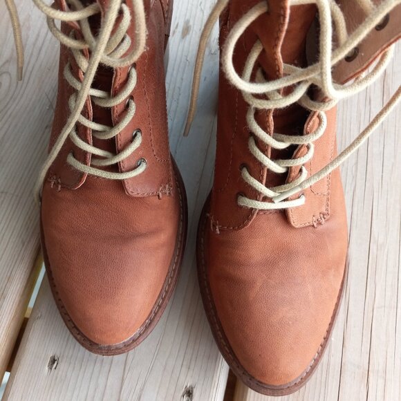 Kelsi Dagger Parkway Lace Up Leather Ankle Booties - Picture 5 of 10